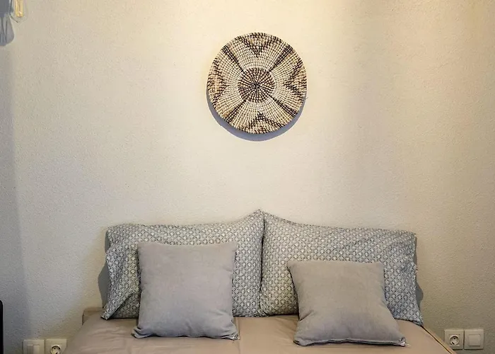 The Willow House Fourka